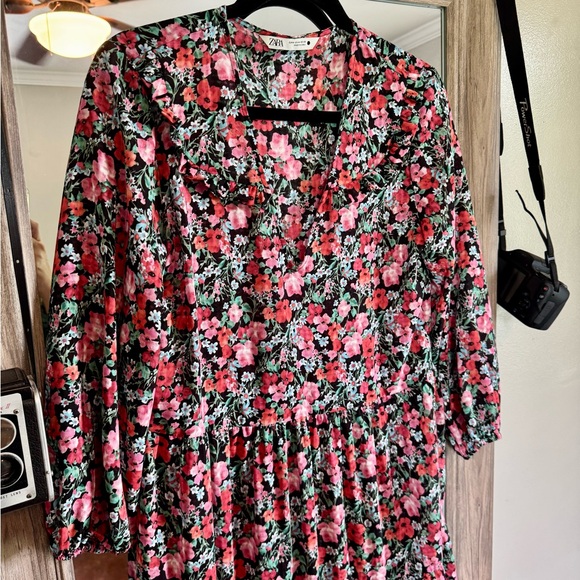 Zara Floral Long Sleeve Dress - Red and black - Picture 3 of 4